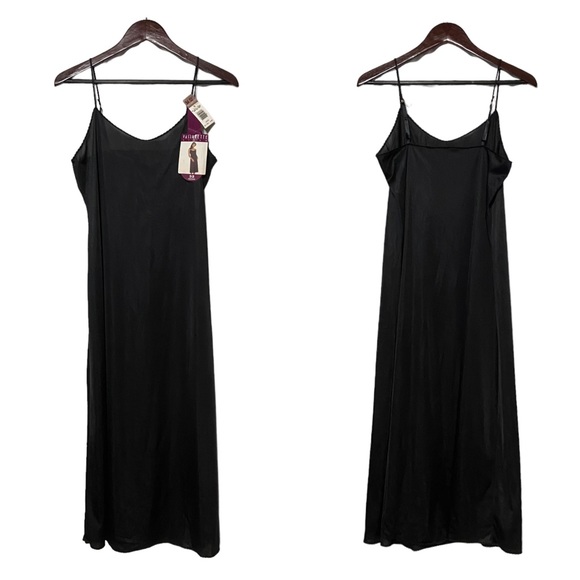 Vintage Vassarette Liner Black Sable 32” Sheer Nylon Made in USA Slip - Picture 16 of 16